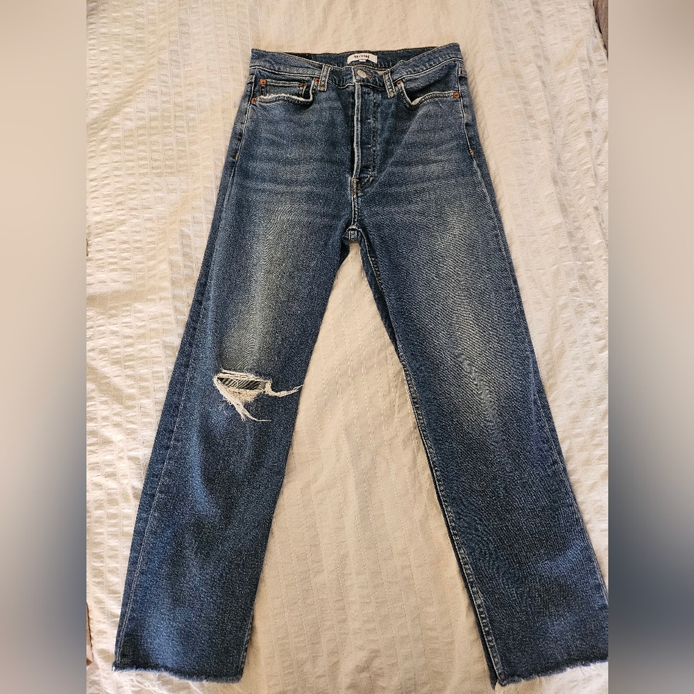 Re/Done Cropped Jeans in Classic Blue